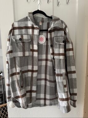 Plaid Shacket Jacket in Gray, White & Brown